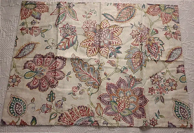 Cuddledown Floral Paisley Pair of Standard Pillow Shams 100% Cotton Pillowcases