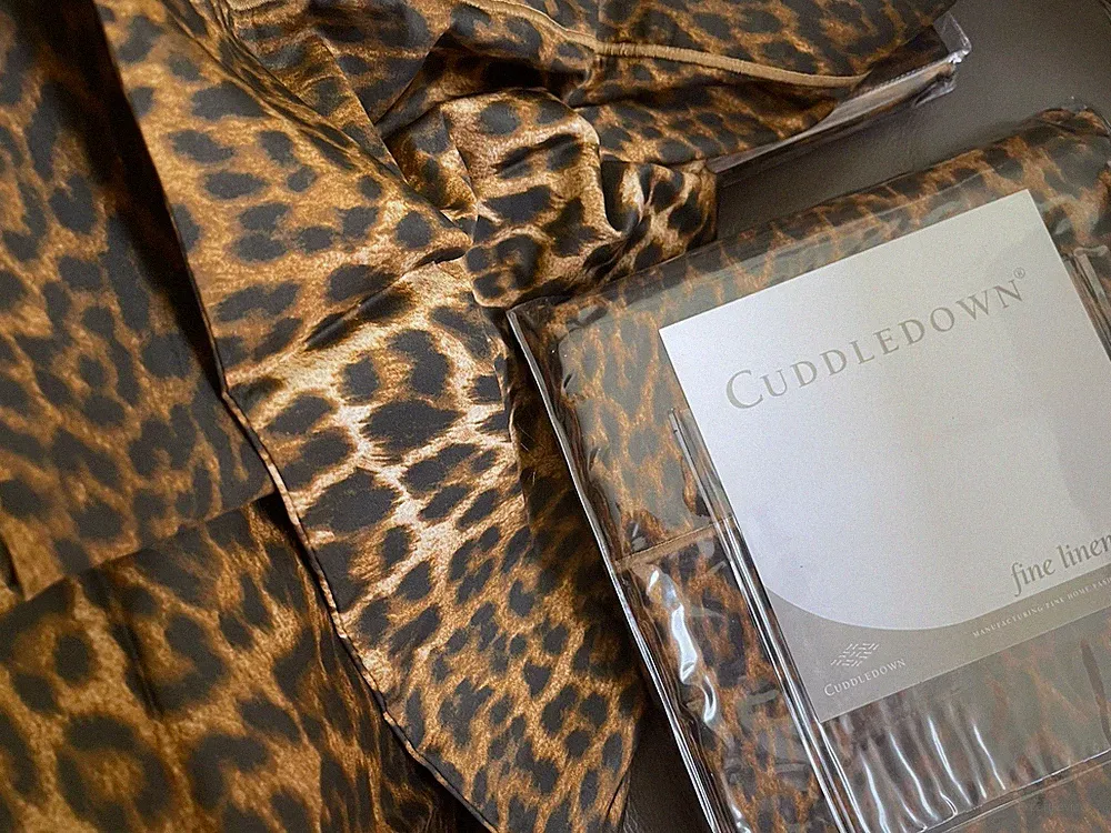 Cuddledown Italy NWT (3pc) Queen Sheet Set 100% Sateen (2) Cases