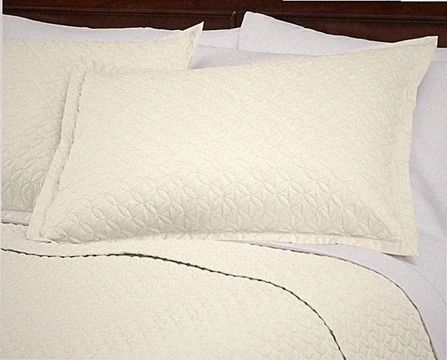Cuddledown Meridian Quilted 1 Standard Sham Ivory 21”x27” 400TC