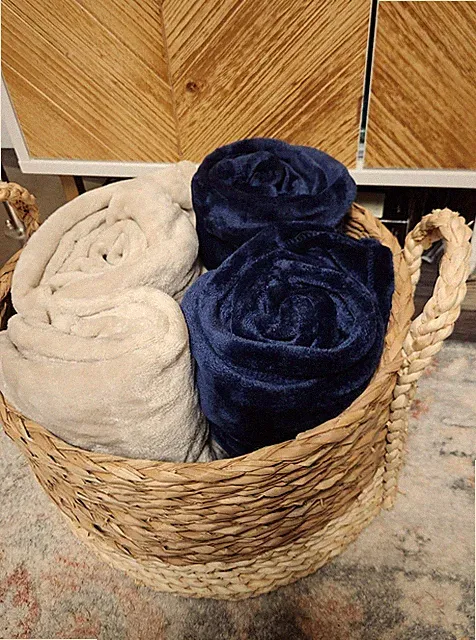 Cuddley Fleece Throw In Navy
