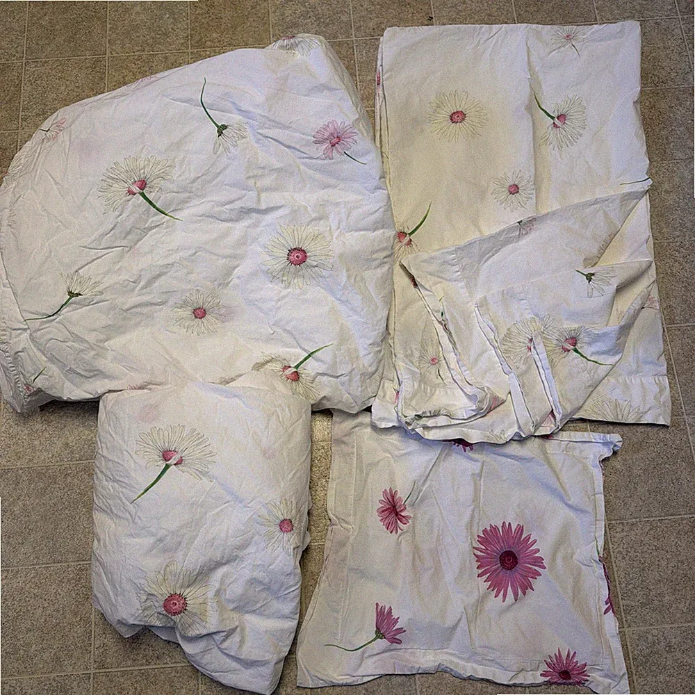 Queen Duvet Cover Fitted Sheet 5 Pillowcases Cuddledown ITALY Daisy’s Pink 🌸